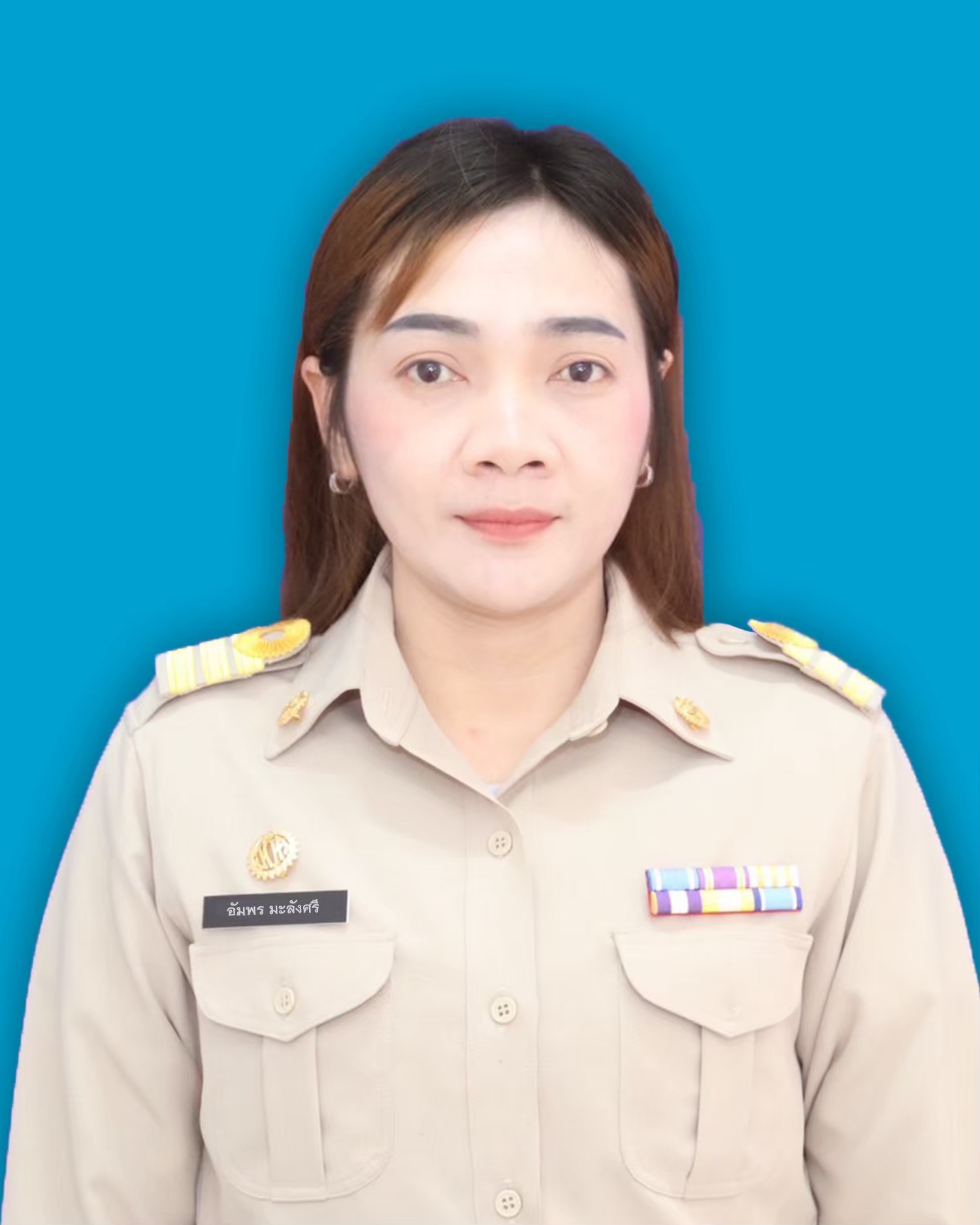 นางสาวอัมพร มะลังศรี